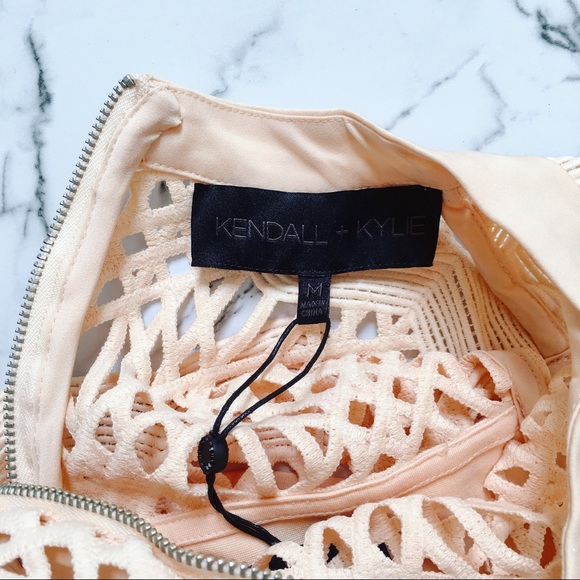 Kendall + Kylie Pale Pink Sleeveless Crochet Top - Picture 4 of 8